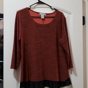 Blouse with ruffle at the bottom